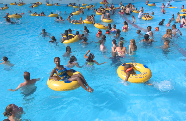 sử dụng TCCA ở hồ bơi